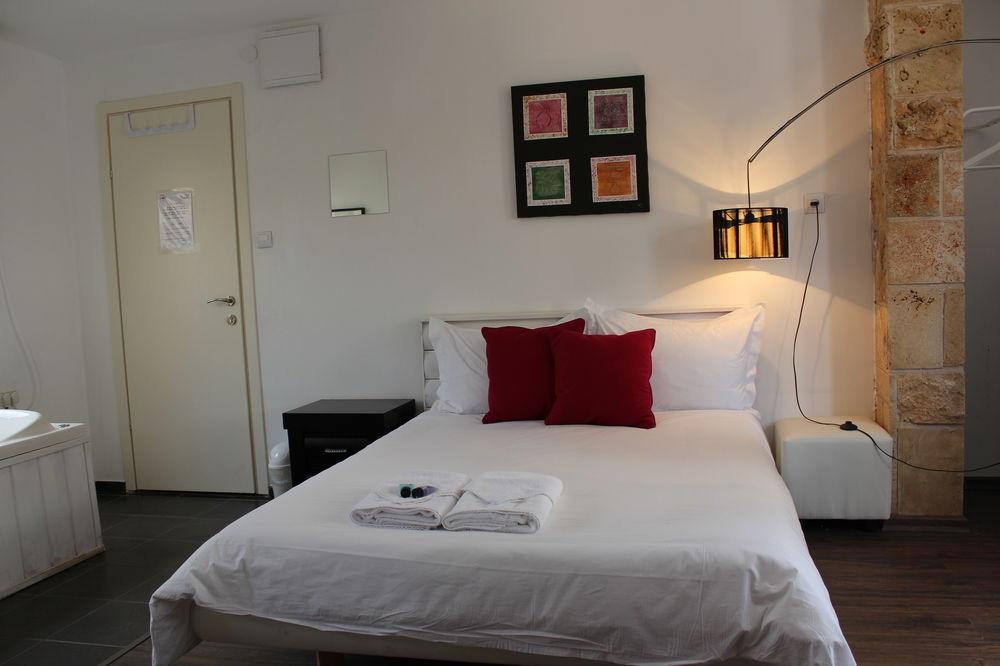 Bed and Breakfast Aliyah Return Center Дгания Бет Экстерьер фото